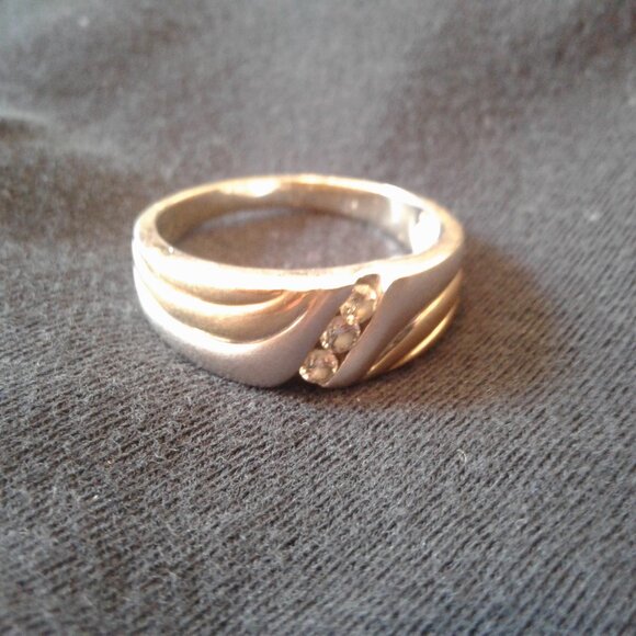 Diamonds International Men's White & Yellow Gold Diamond Ring Size 10.5 - Picture 3 of 4